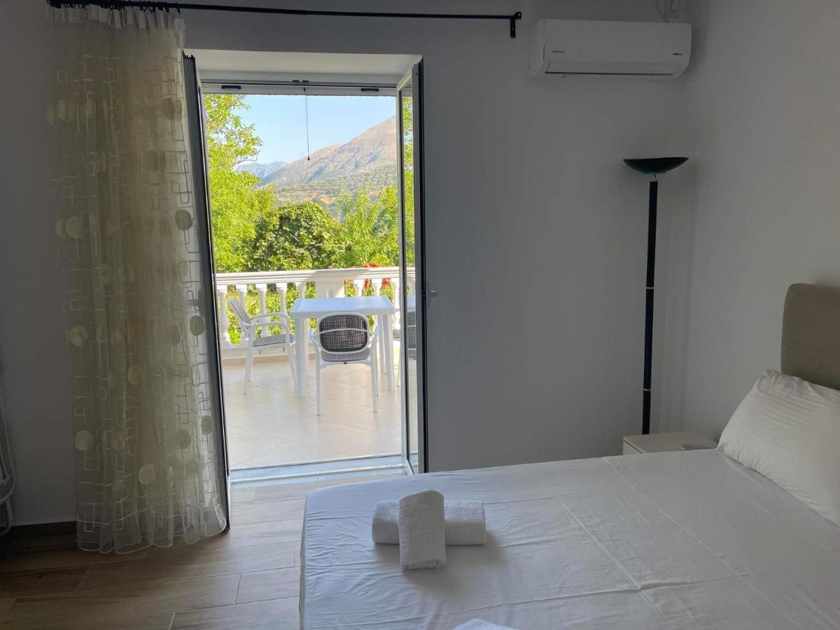 Helen Apartments Lukove Ngoại thất bức ảnh