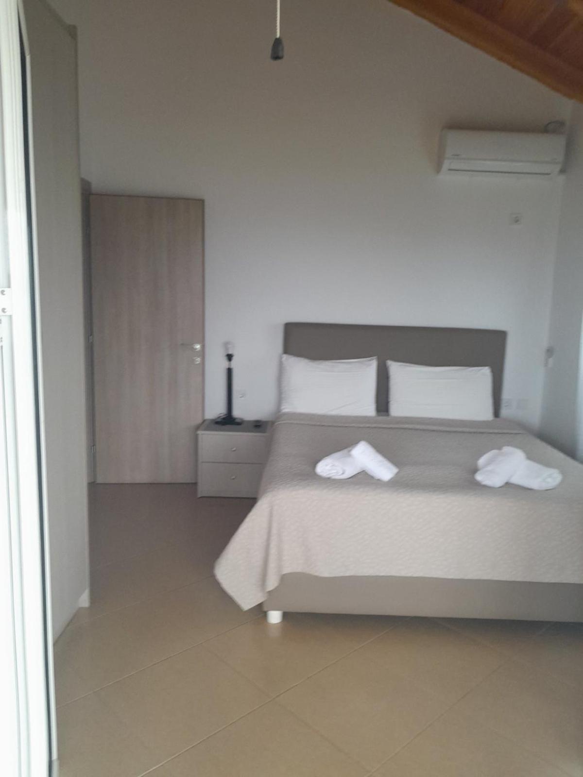 Helen Apartments Lukove Ngoại thất bức ảnh